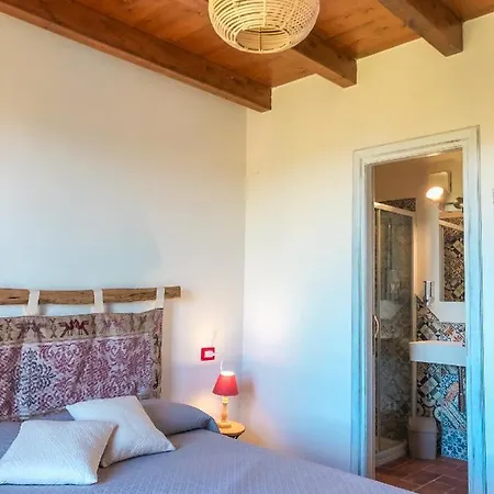 Panoramic Fora E ' Muros With Sea View Common Terrace , Ammentos Panzió