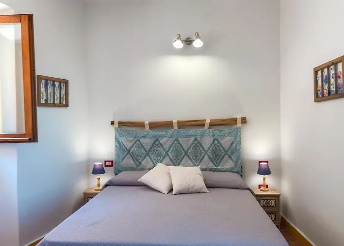 Panoramic Fora E ' Muros With Sea View Common Terrace , Ammentos Bed & Breakfast